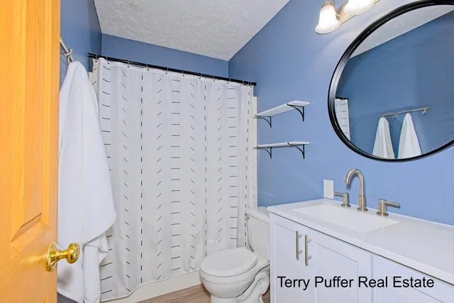 $325,000 | 1497 West Grand River Avenue, Ionia, MI 48846