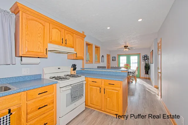 $325,000 | 1497 West Grand River Avenue, Ionia, MI 48846