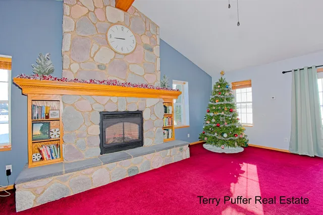 $325,000 | 1497 West Grand River Avenue, Ionia, MI 48846