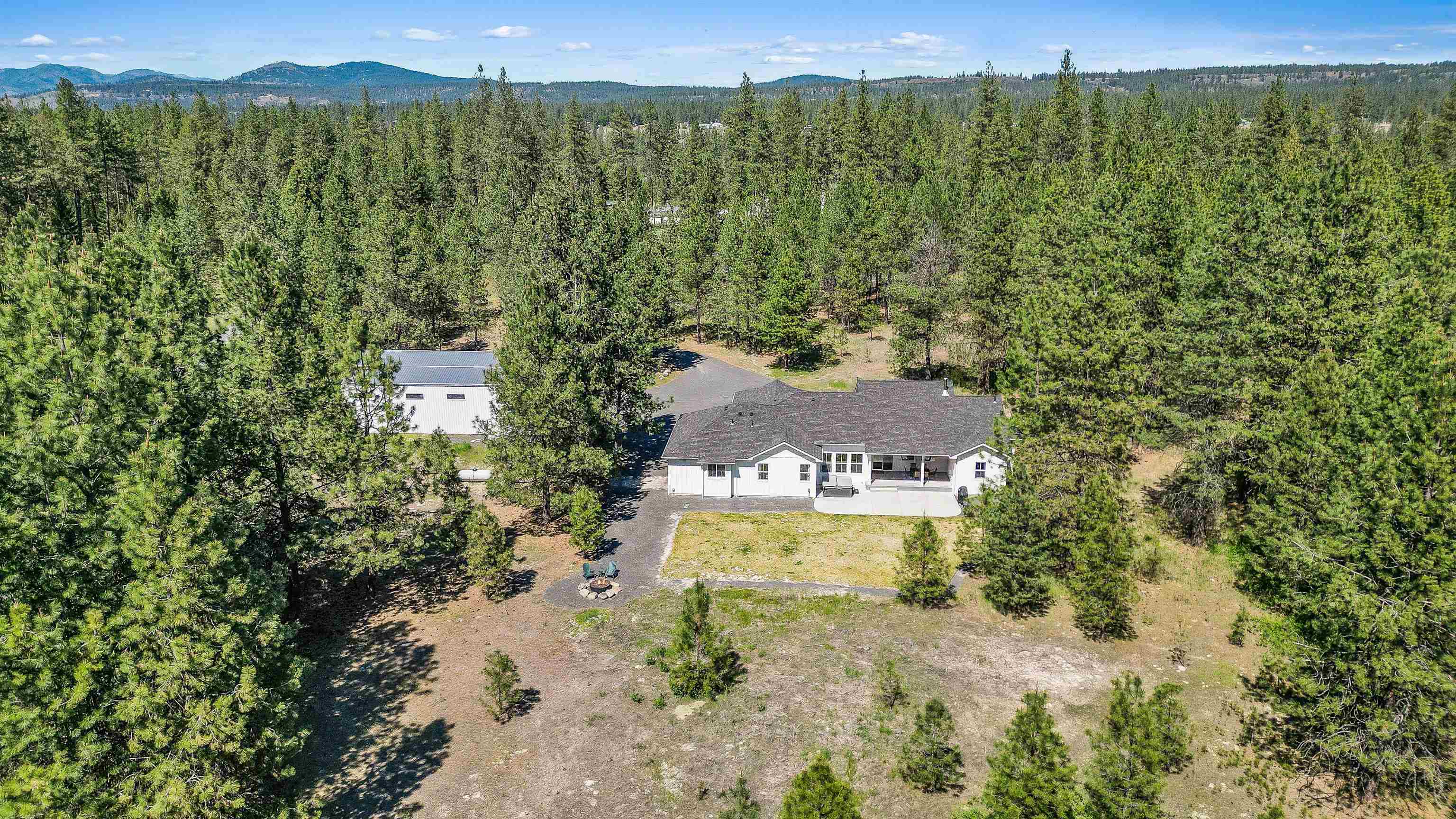 13815 West Charles Road Nine Mile Falls, WA 99026 - Photo 25 of 39