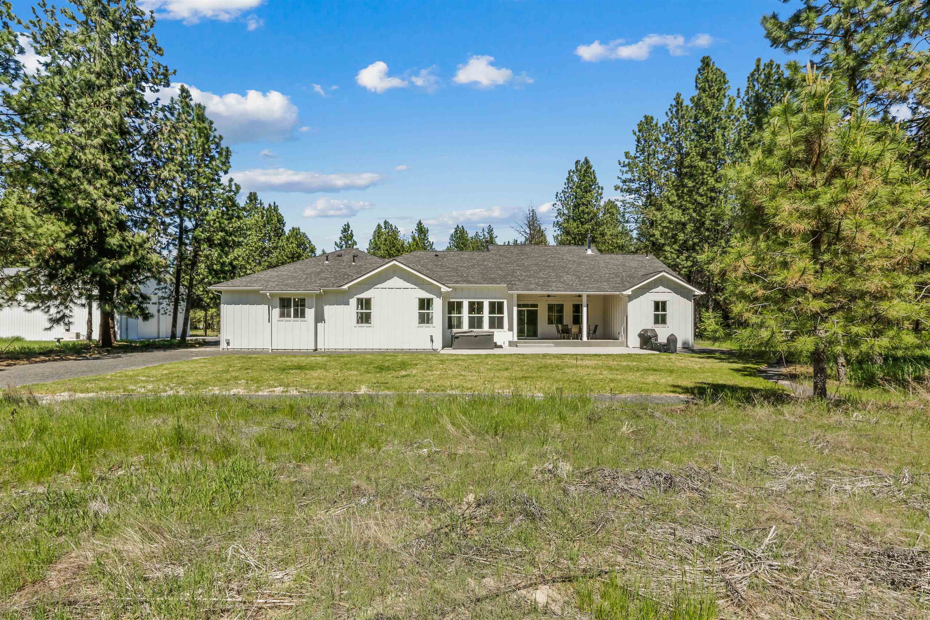 13815 West Charles Road Nine Mile Falls, WA 99026 - Photo 3 of 39