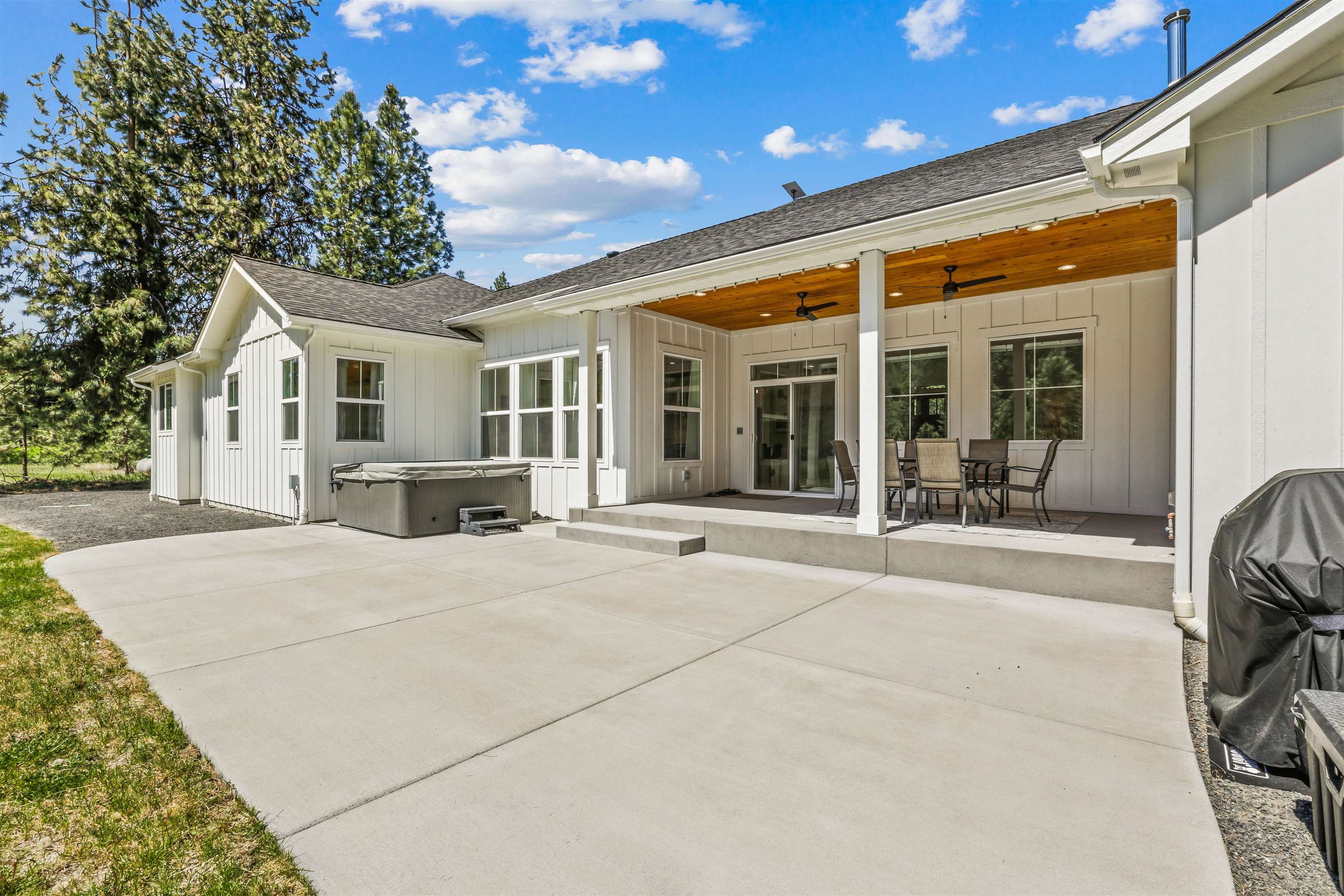 13815 West Charles Road Nine Mile Falls, WA 99026 - Photo 4 of 39