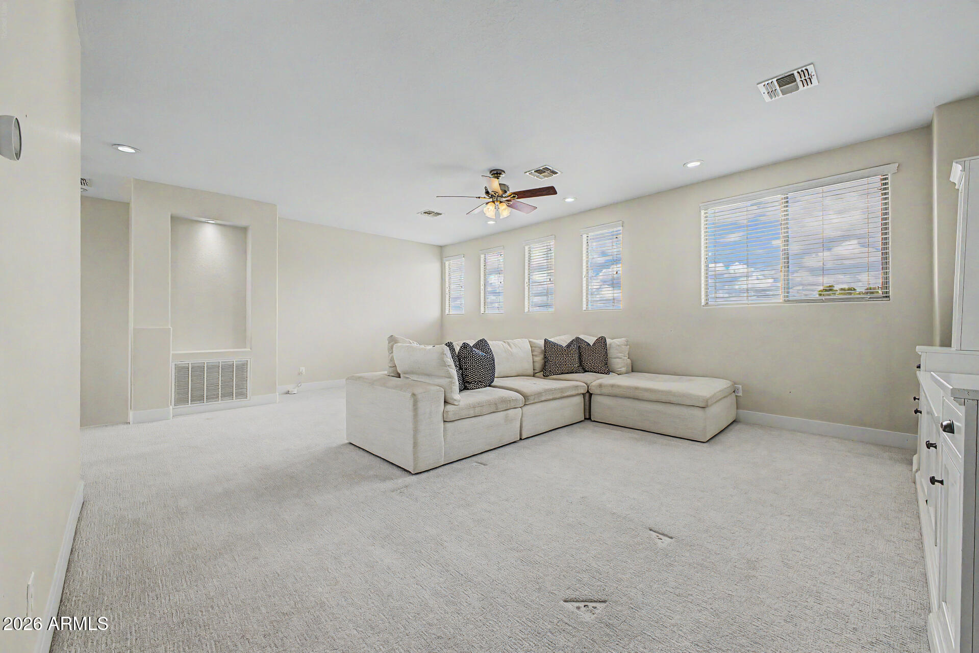 6745 Rachael Way Gilbert, AZ 85298 - Photo 41 of 69 52 - Rachael
