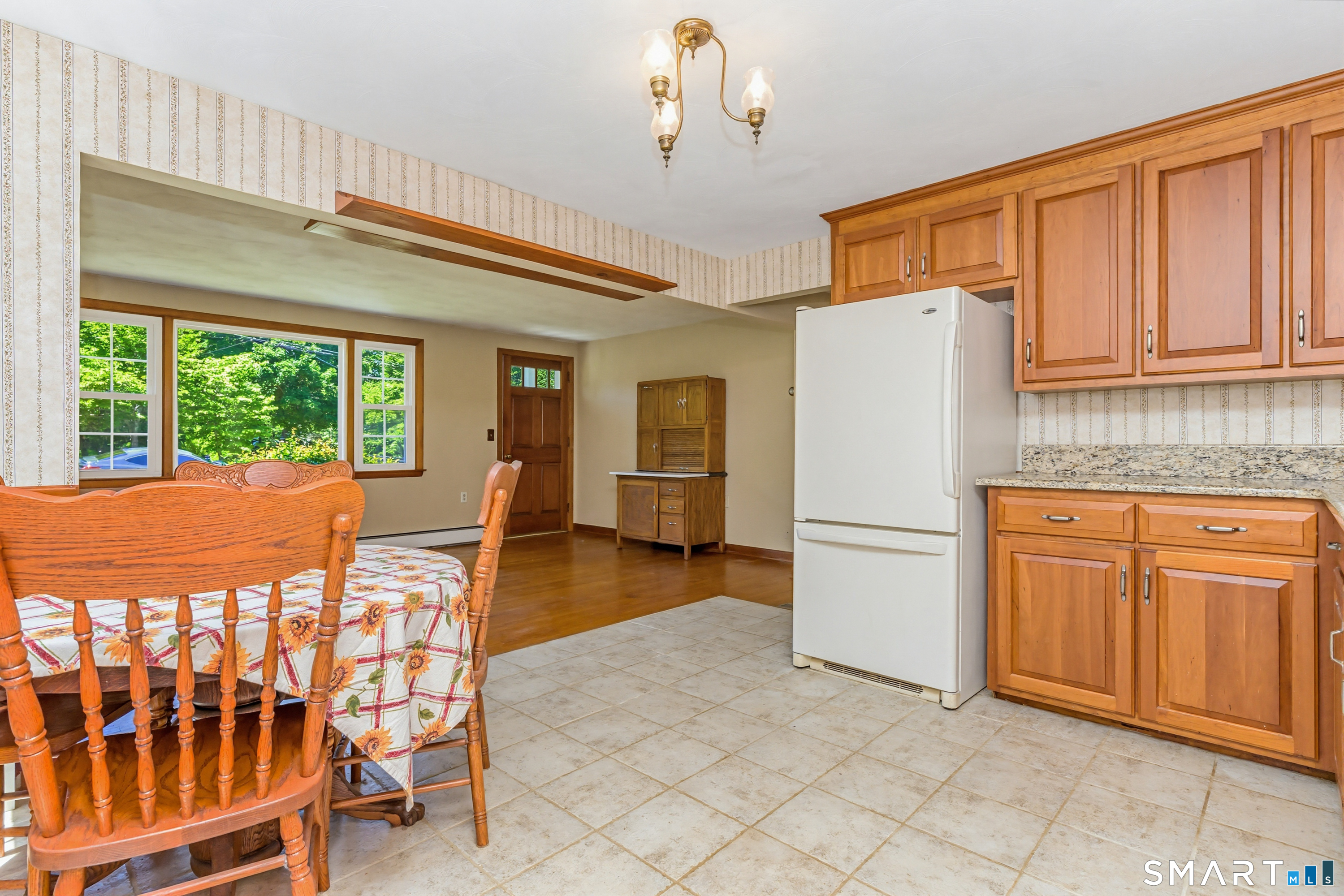 116 Morris Hubbard Road Haddam, CT 06441 - Photo 8 of 40