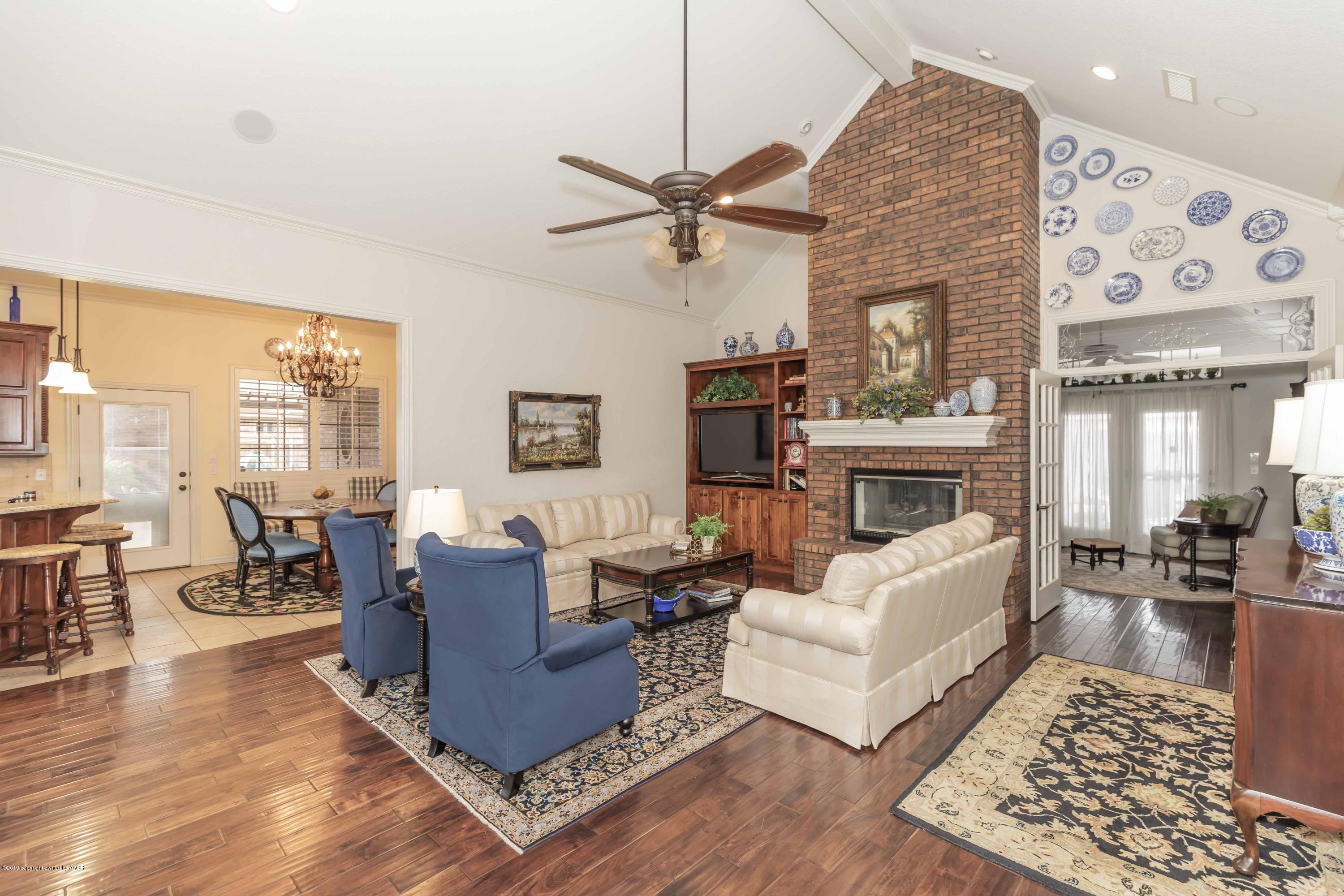 5000 Wesley Road Amarillo, TX 79119 - Photo 5 of 61 LIVING ROOM VIEW 2