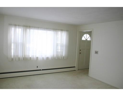 34 Cornwall Street Springfield, MA 01104 - Photo 2 of 23 Gallery Image 2