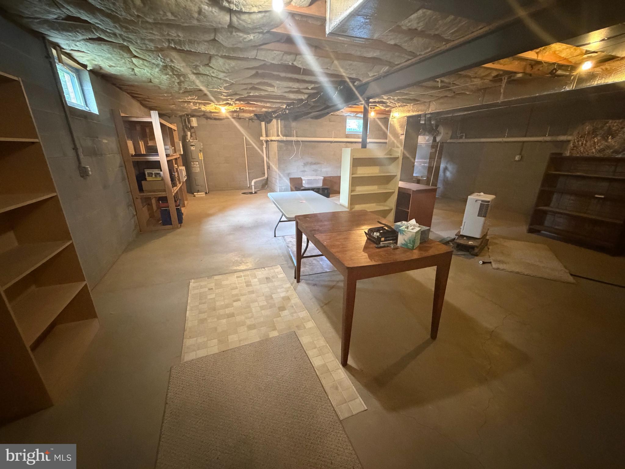 428 Haymarket Lane Lititz, PA 17543 - Photo 26 of 31 a room with table and chairs