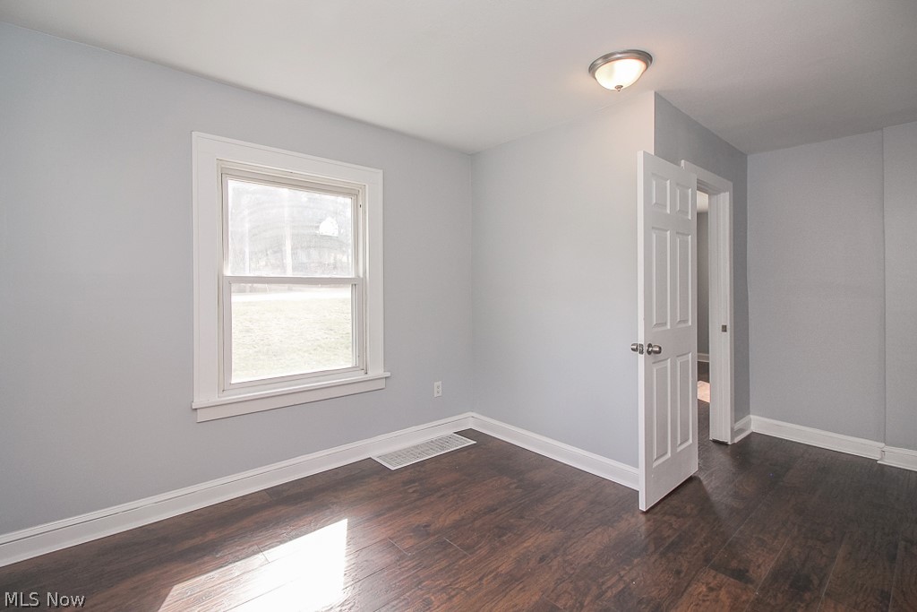 8114 West Pleasant Valley Road Parma, OH 44130 - Photo 11 of 35 Gallery Image 11