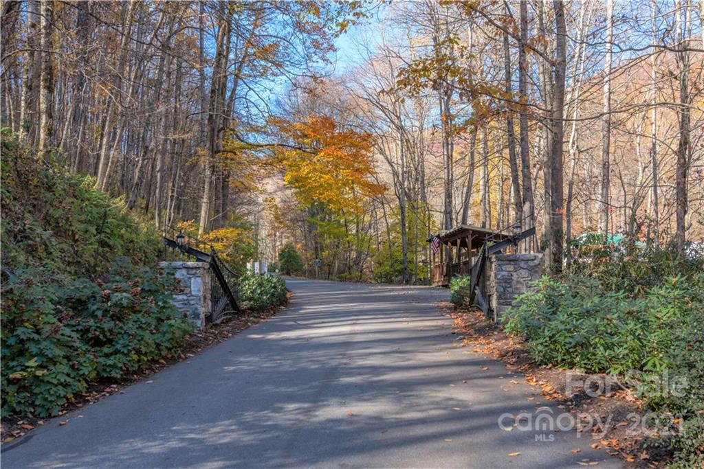 8 A Chestnut Flats Road, Unit 8A Waynesville, NC 28786 - Photo 11 of 16 Gallery Image 11
