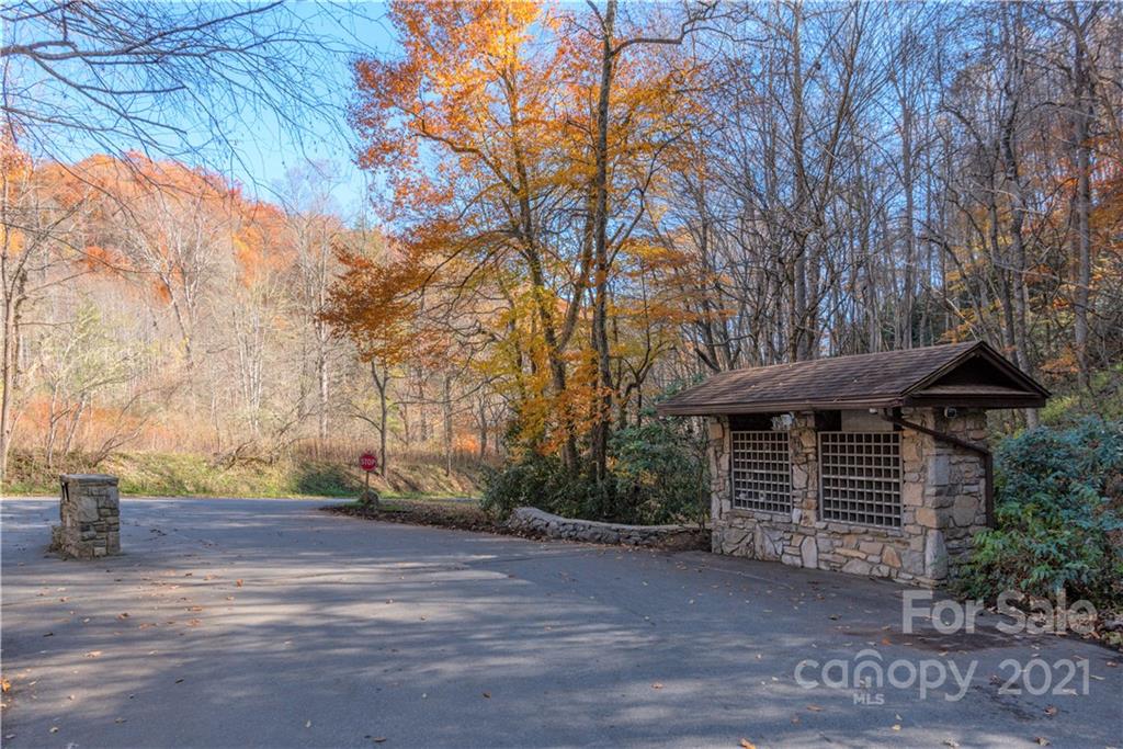 8 A Chestnut Flats Road, Unit 8A Waynesville, NC 28786 - Photo 10 of 16 Gallery Image 10
