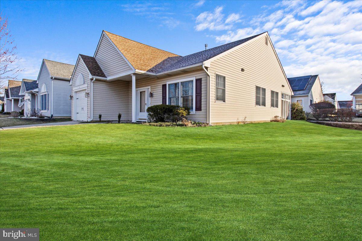 3 Covered Bridge Circle Columbus, NJ 08022 - Photo 2 of 15