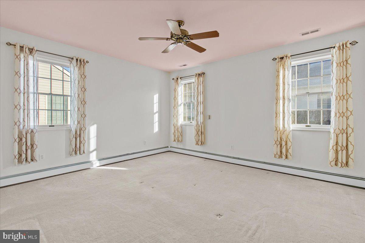 3 Covered Bridge Circle Columbus, NJ 08022 - Photo 8 of 15 Master bedroom