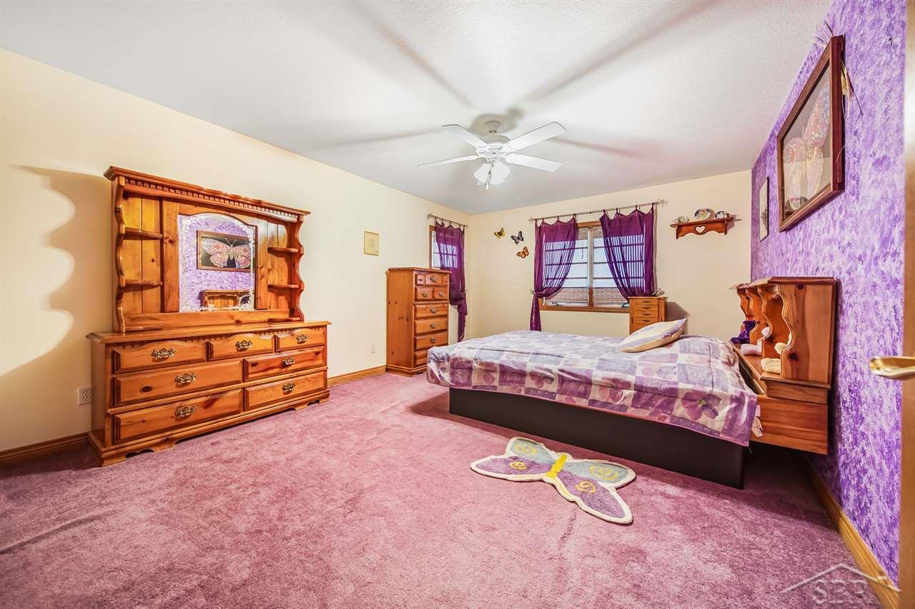 178 East Mt Forest Road Pinconning, MI 48650 - Photo 30 of 77 50001394-30.JPG