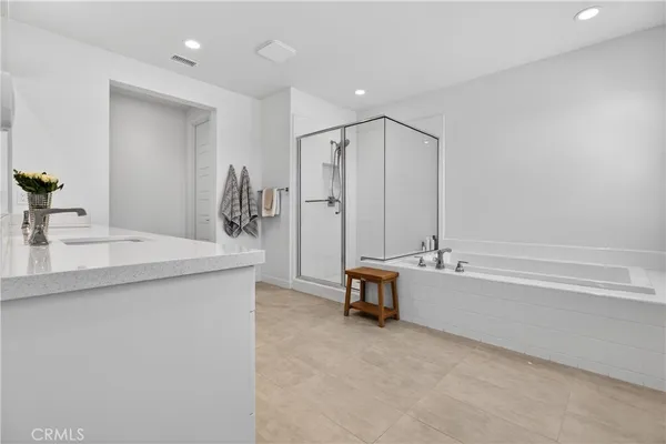 $1,375,000 | 17728 Ridgeline Court, Canyon Country, CA 91350