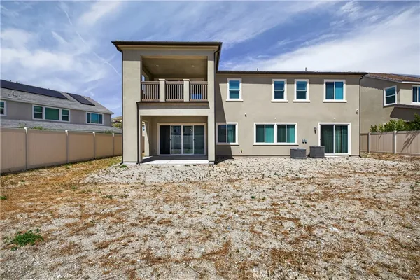 $1,375,000 | 17728 Ridgeline Court, Canyon Country, CA 91350