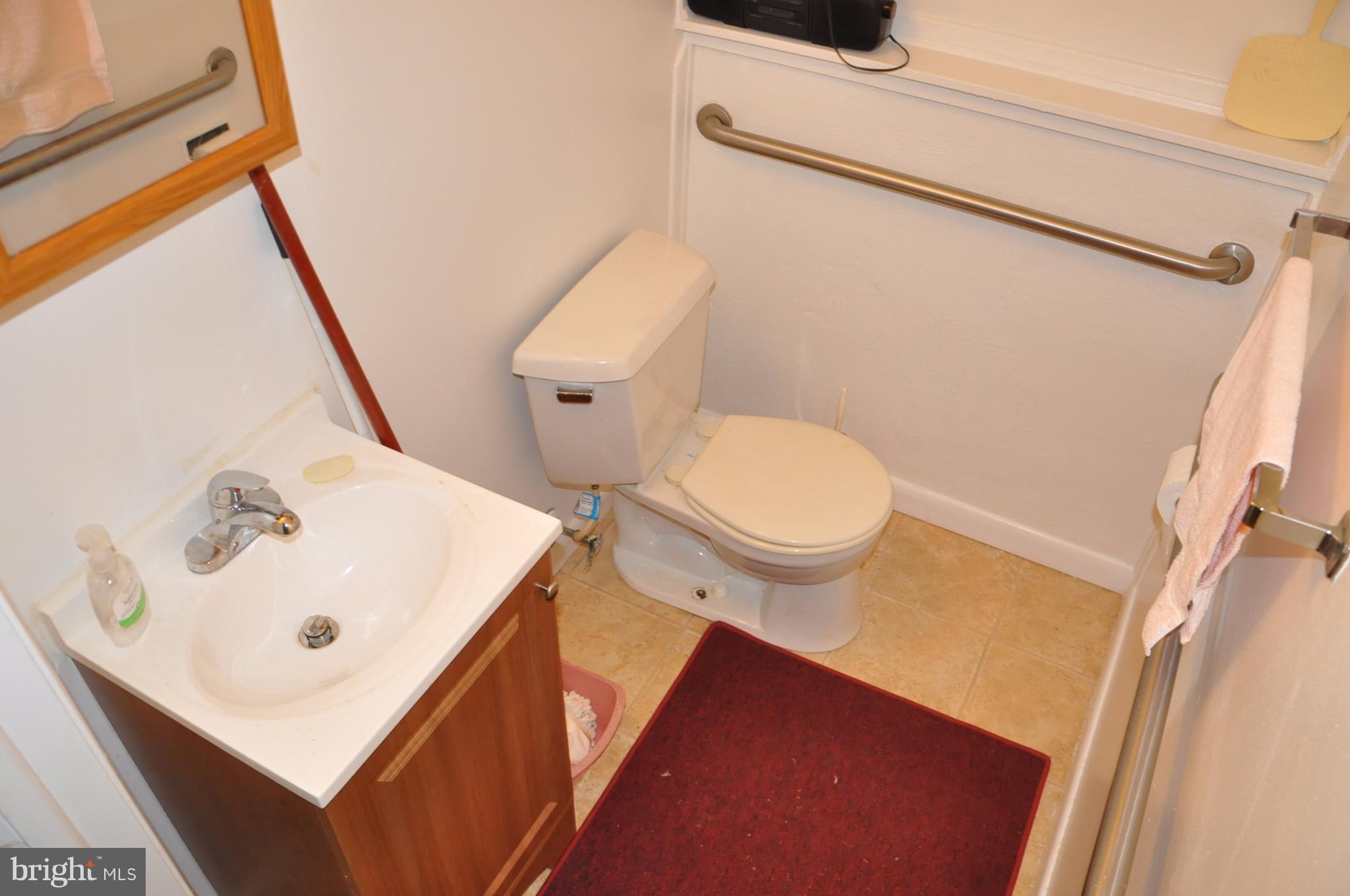 3609 Blackwater Road Clinton, MD 20735 - Photo 3 of 14 Bath