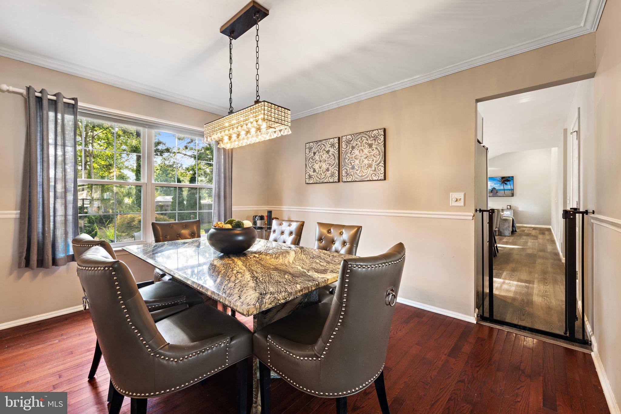 261 Wave Road Manahawkin, NJ 08050 - Photo 8 of 33 Gallery Image 8