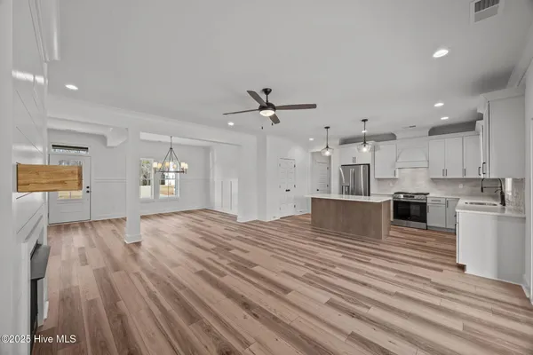 $499,900 | 98 Morning Glory Drive, Minnesott Beach, NC 28510