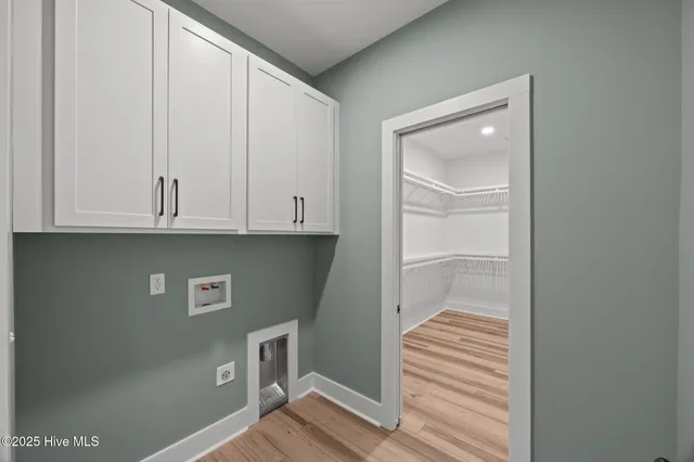 $499,900 | 98 Morning Glory Drive, Minnesott Beach, NC 28510