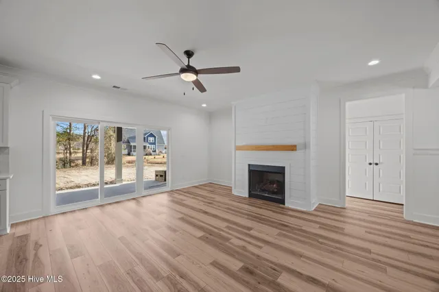 $499,900 | 98 Morning Glory Drive, Minnesott Beach, NC 28510