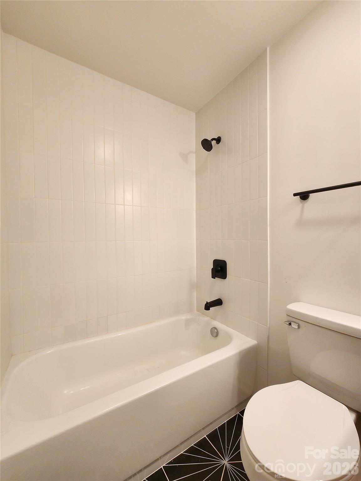 8635 Crows Nest Lane Charlotte, NC 28226 - Photo 18 of 32