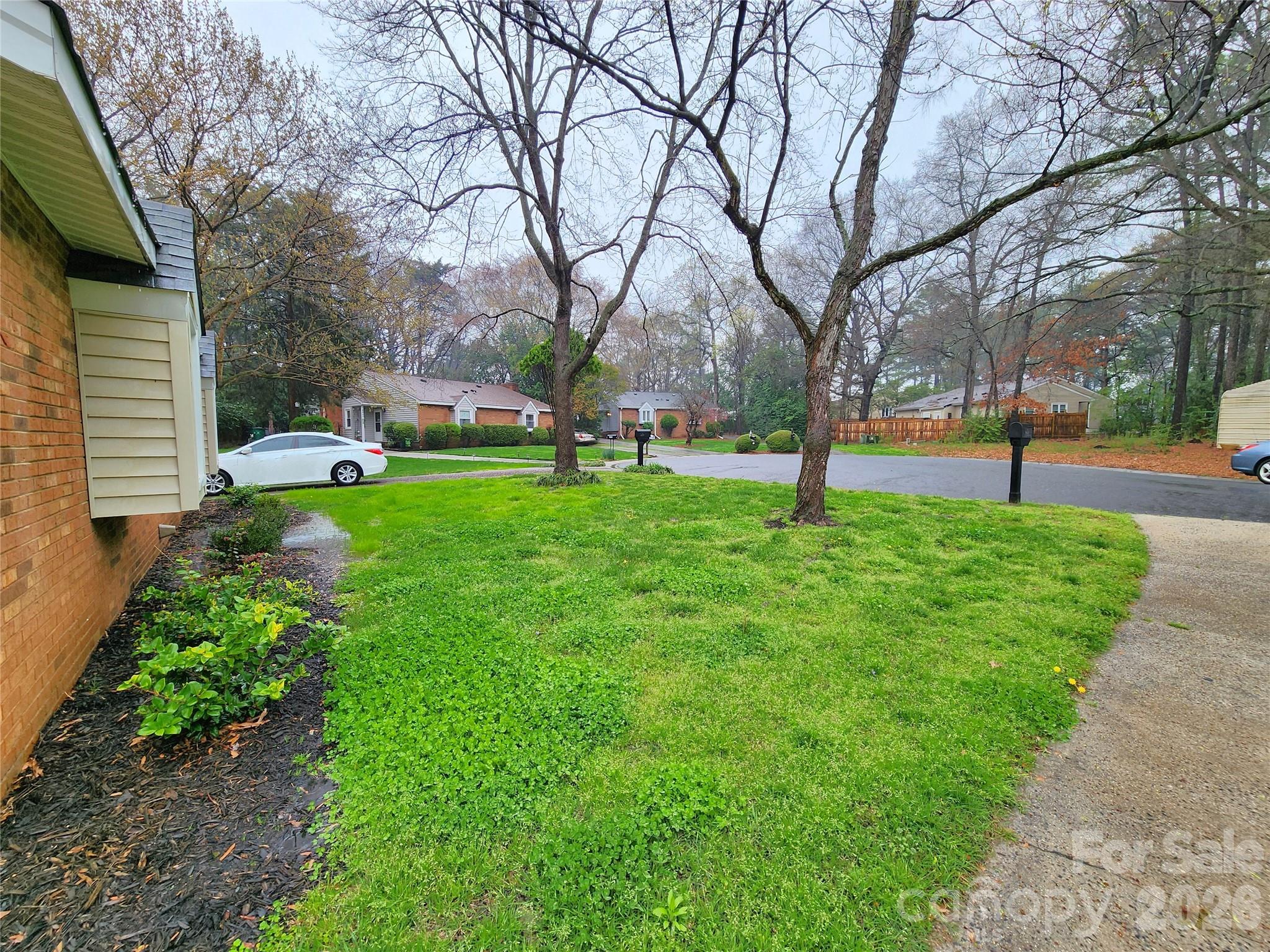 8635 Crows Nest Lane Charlotte, NC 28226 - Photo 28 of 32