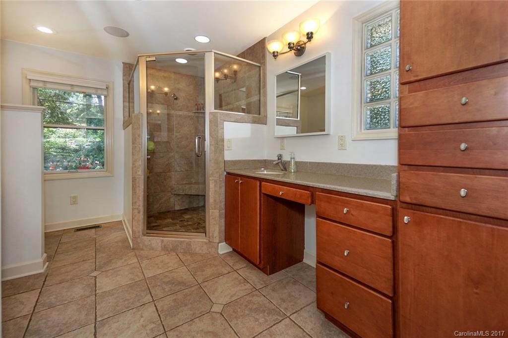 727 Concord Road Davidson, NC 28036 - Photo 12 of 22 Gallery Image 12