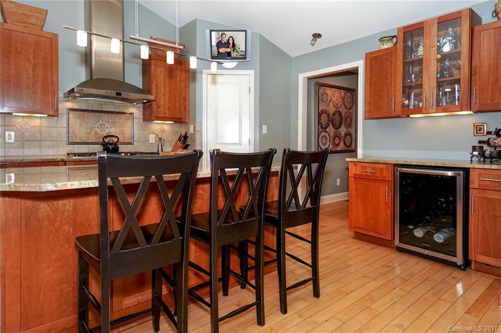 727 Concord Road Davidson, NC 28036 - Photo 4 of 22 Gallery Image 4