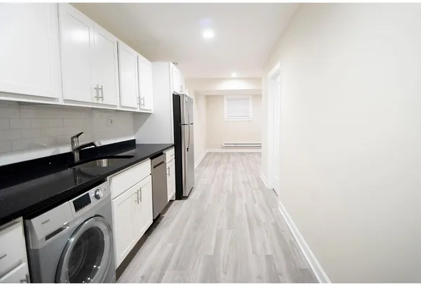 $2,145 | 726 West Roscoe Street, Unit SG, Chicago, IL 60657