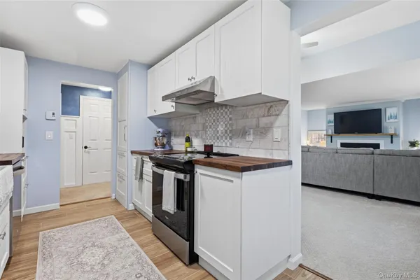 $350,000 | 104 Holly Stream Court, Brewster, NY 10509