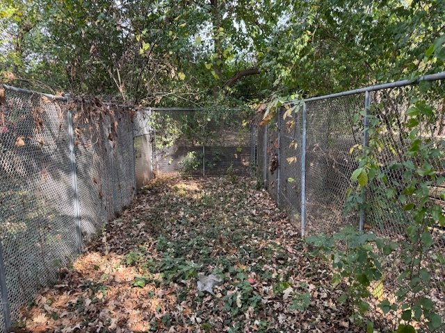144 Algonquin Road Barrington Hills, IL 60010 - Photo 50 of 53 a view of a pathway of a garden