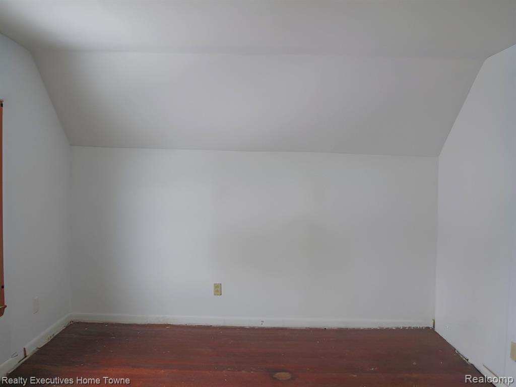 75 Delaware Street Sandusky, MI 48471 - Photo 19 of 27