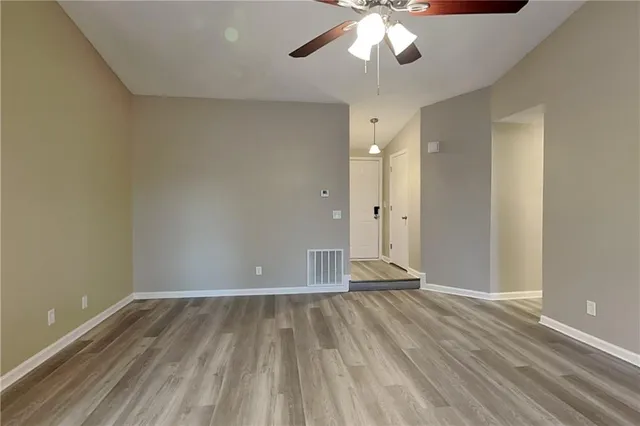 $2,125 | 1510 River Rock Trace, Woodstock, GA 30188