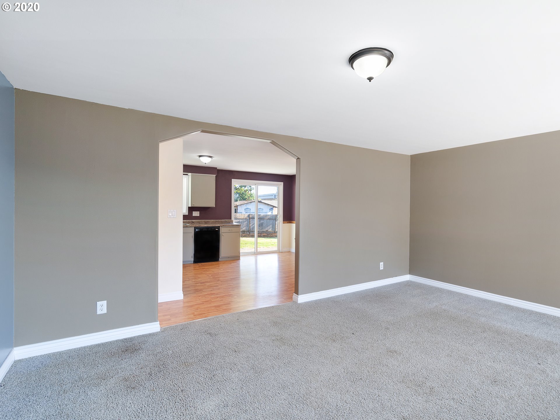 1475 Southwest Charles Street Dundee, OR 97115 - Photo 3 of 13 Gallery Image 3