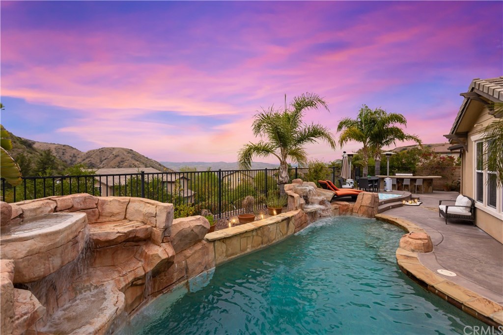 2396 Sageleaf Circle Corona, CA 92882 - Photo 4 of 56