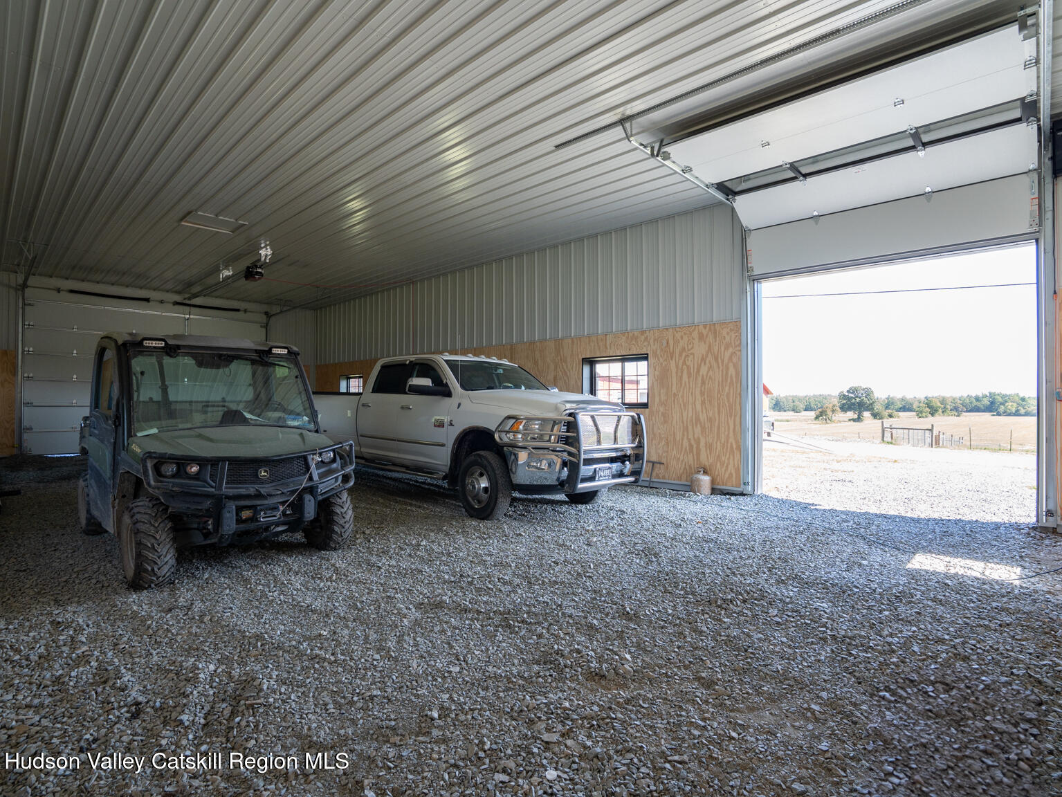282 Ridge Road Stuyvesant, NY 12156 - Photo 33 of 65 a view of car garage