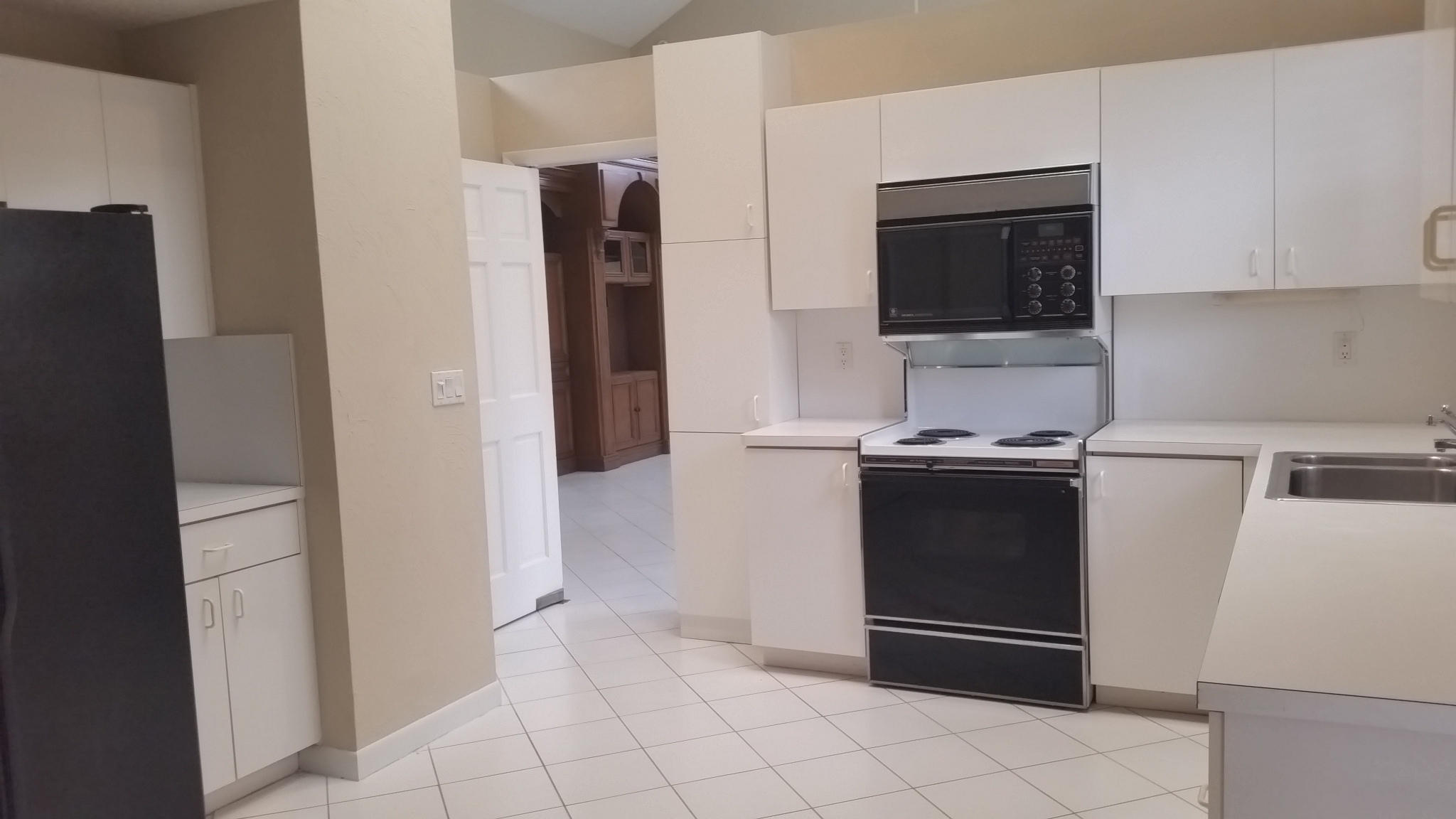 17561 Vía Capri Boca Raton, FL 33496 - Photo 3 of 10 2015-02-18 10