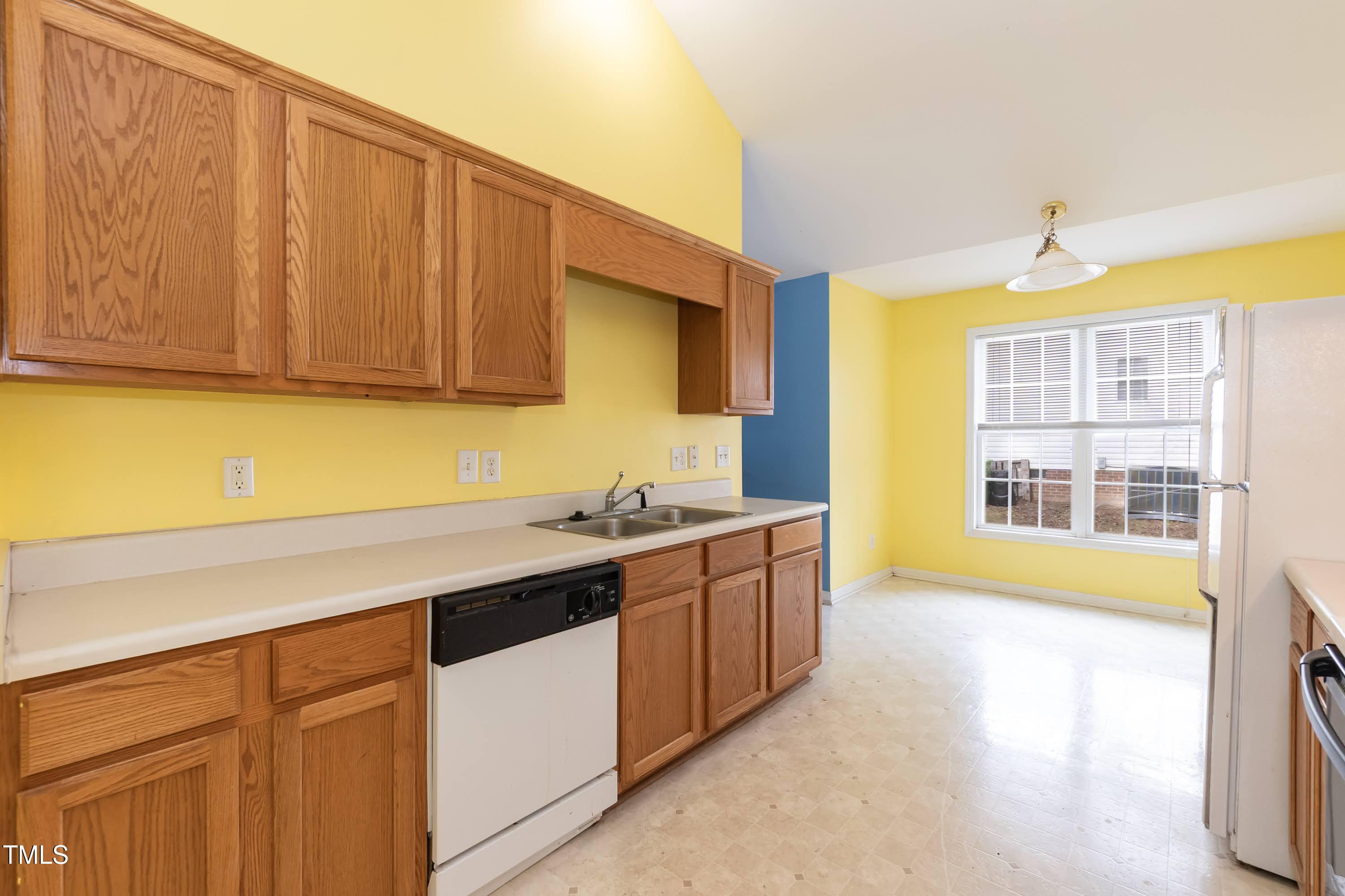 4627 Sinclair Drive Raleigh, NC 27616 - Photo 20 of 38 Kitchen 05