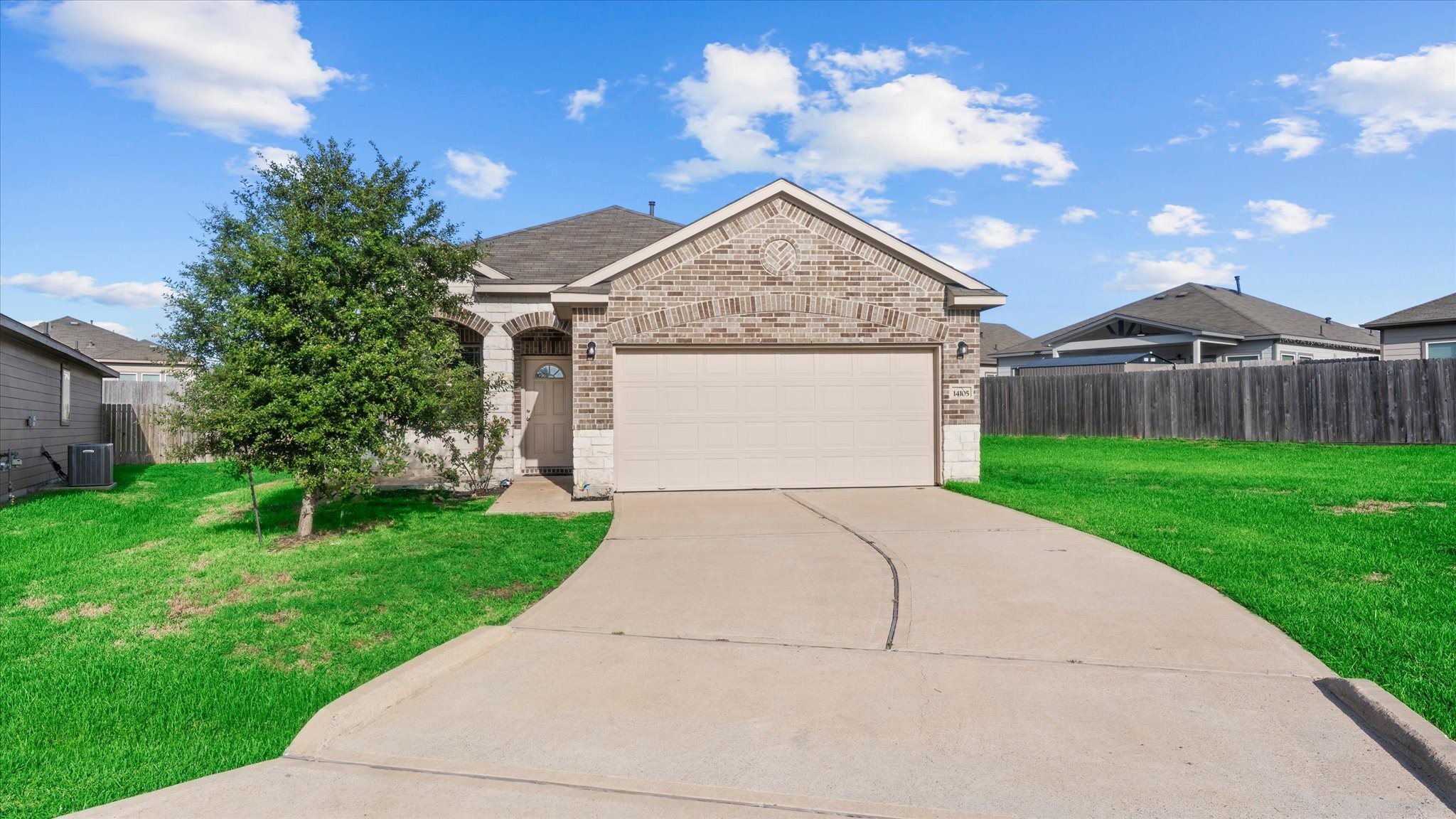 14105 Kamilia Road Conroe, TX 77306 - Photo 2 of 35 Gallery Image 2