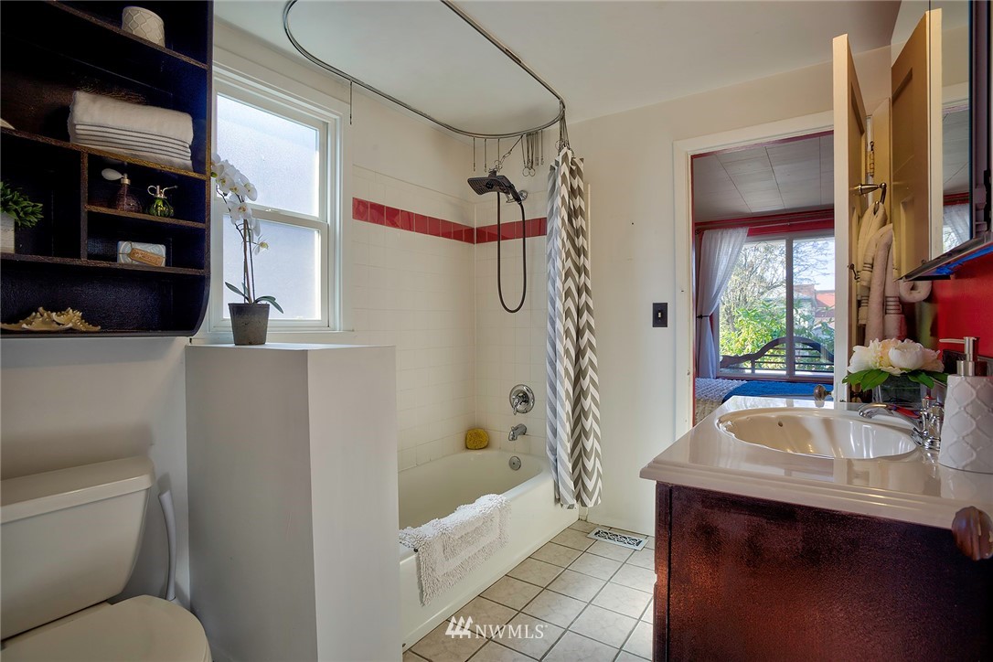 321 North 84th Street Seattle, WA 98103 - Photo 13 of 25 Gallery Image 13