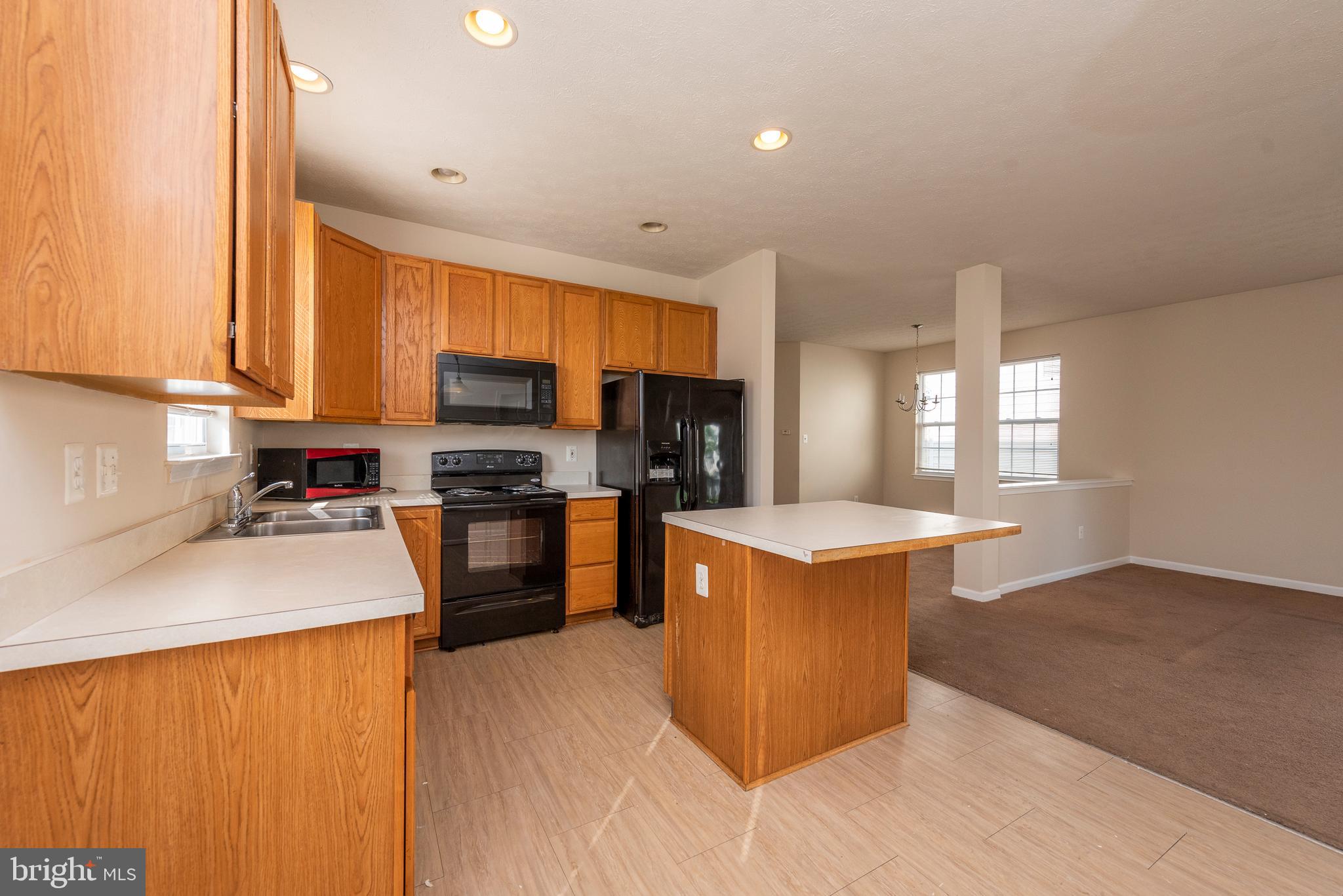 718 MacDill Road Baltimore, MD 21220 - Photo 12 of 34 Kitchen