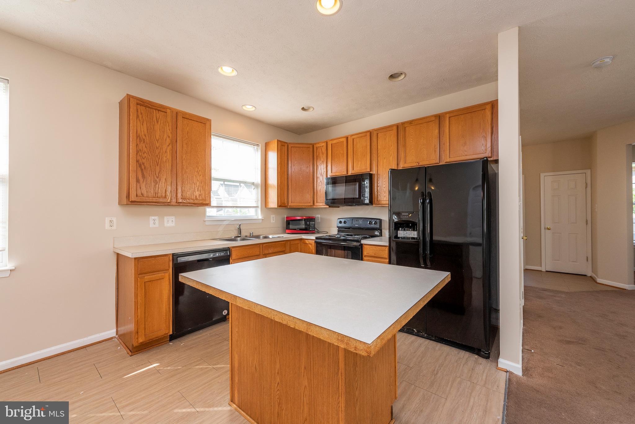 718 MacDill Road Baltimore, MD 21220 - Photo 13 of 34 Kitchen