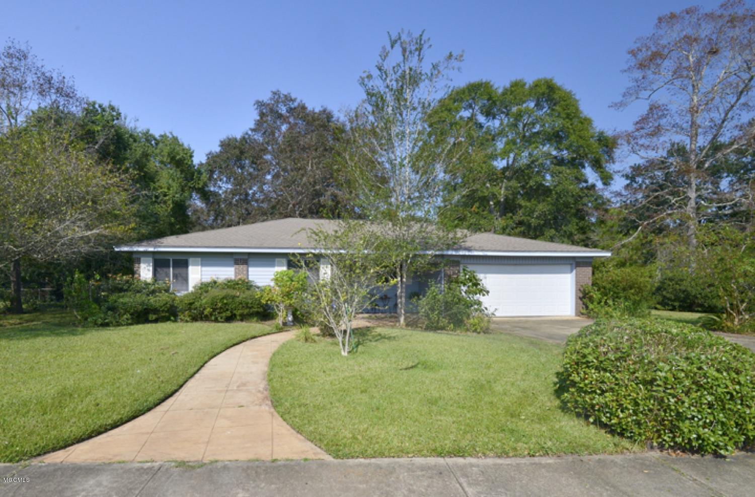 3415 Nottingham Road Ocean Springs, MS 39564 - Photo 3 of 22 DSC_8547b