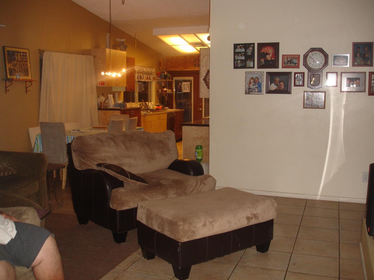 2649 West Hearn Road Phoenix, AZ 85023 - Photo 7 of 17 Family Room