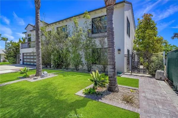 $18,000 | 1827 Mariners Drive, Newport Beach, CA 92660