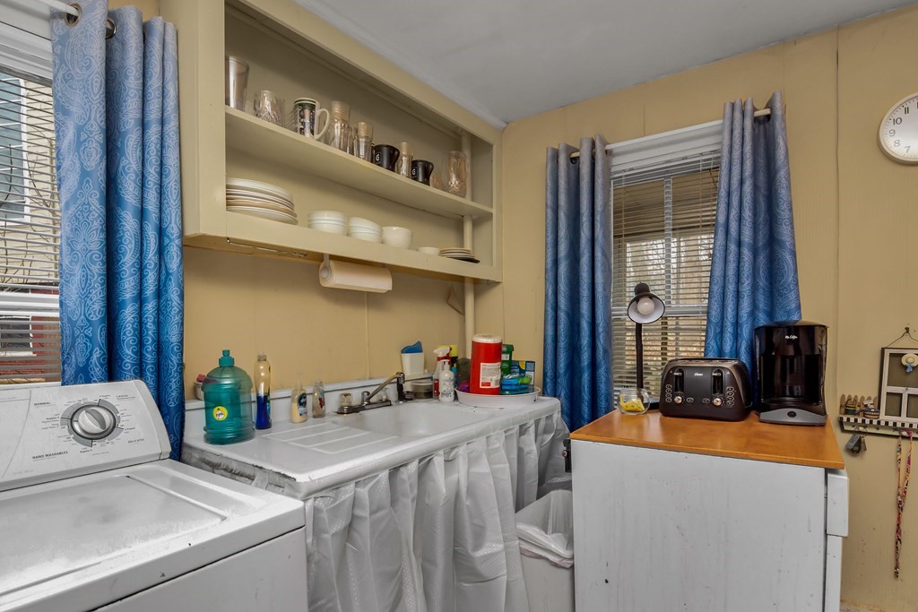 3 Percival Street Maynard, MA 01754 - Photo 15 of 32 Gallery Image 15