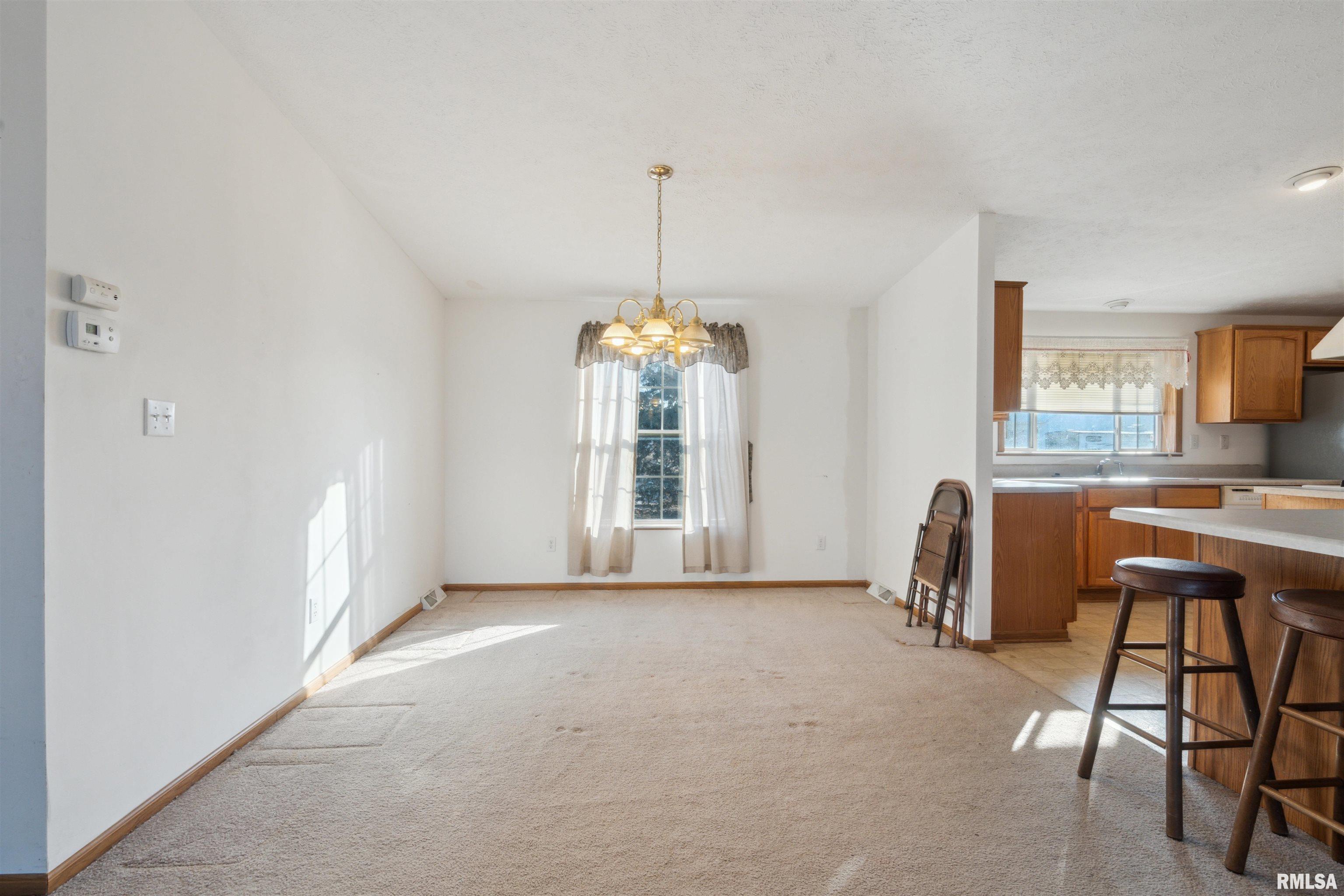 402 Harding Avenue Lowden, IA 52255 - Photo 5 of 26 Gallery Image 5