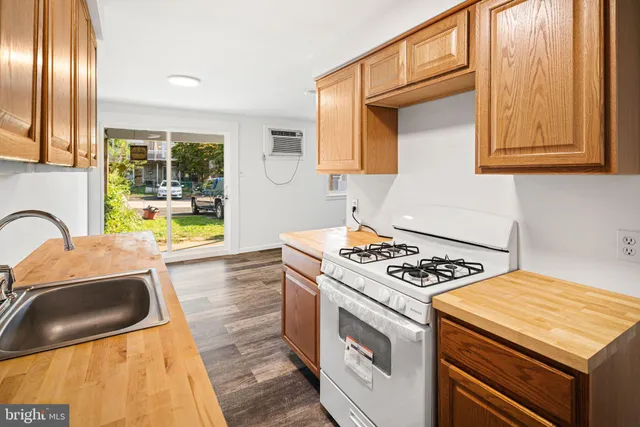 $410,000 | 3411 Morrell Avenue, Philadelphia, PA 19114