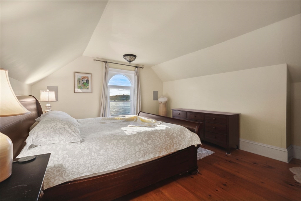 460 Main Street Amesbury, MA 01913 - Photo 27 of 37