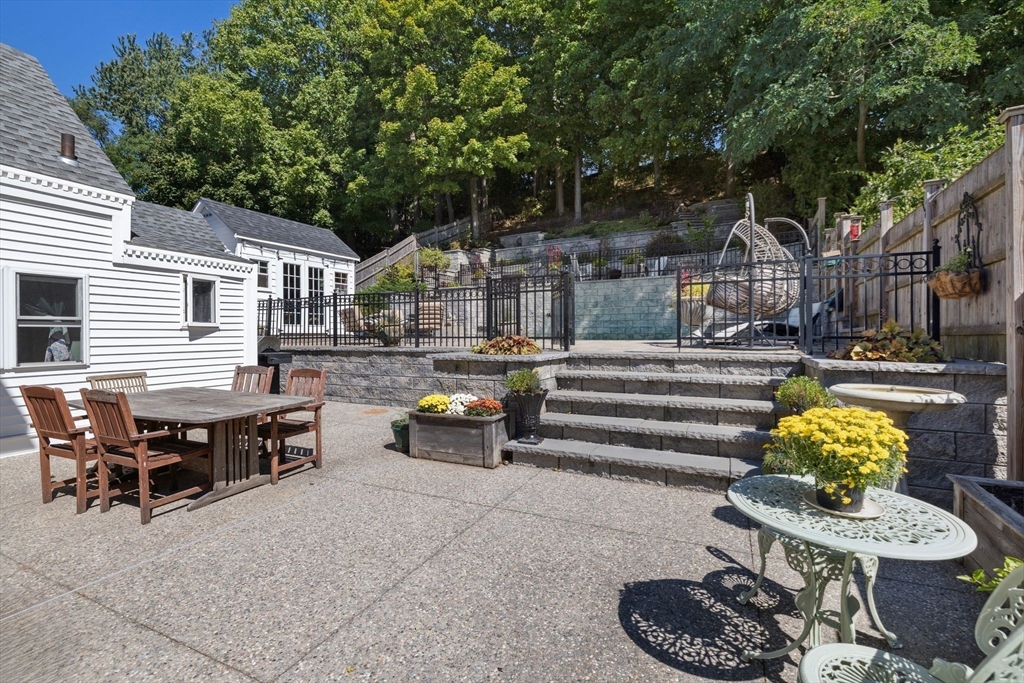 460 Main Street Amesbury, MA 01913 - Photo 28 of 37